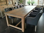 Eiken eetkamertafel 320 cm lang en 110 cm breed met 4 lade's